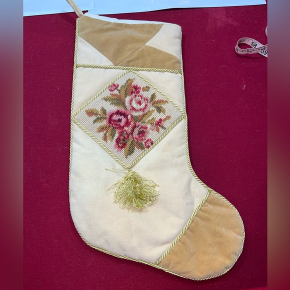 Pink ROSES cross stitch VELVET Christmas Stocking GOLD roping VINTAGE Victorian - Picture 6 of 13